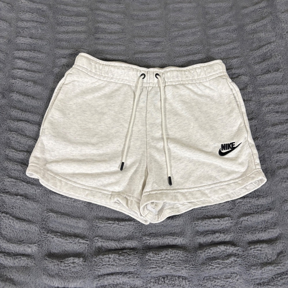 Nike Sportswear Essential Fleece Shorts Birch Heather CJ2158-051 Womens XS